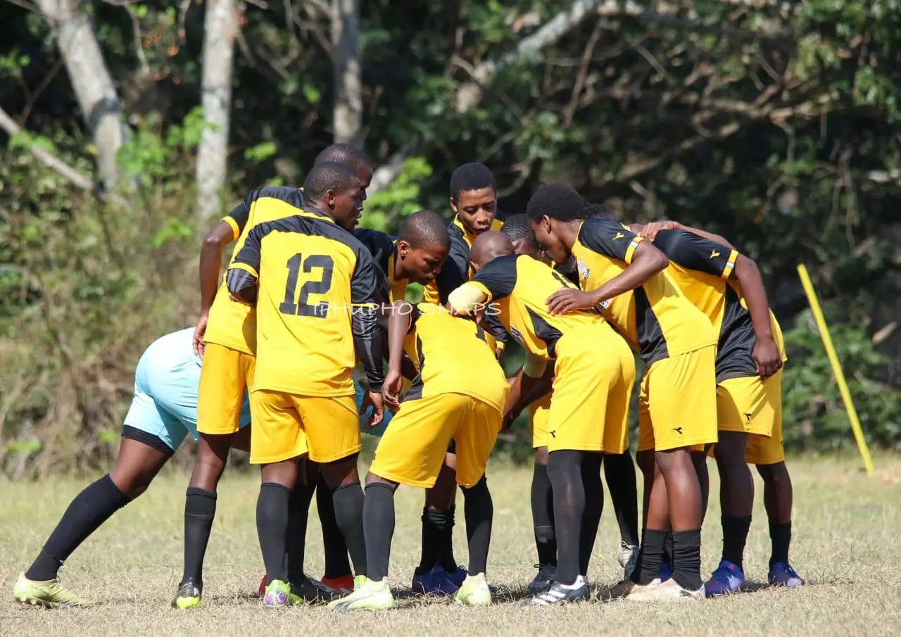 Read more about the article For our team prays together before and after the game (always) . Our theme Proverbs 9:10.